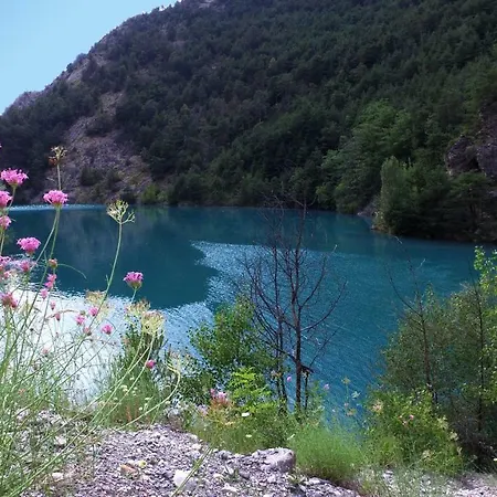 Vvf Queyras Üdülőpark 3*